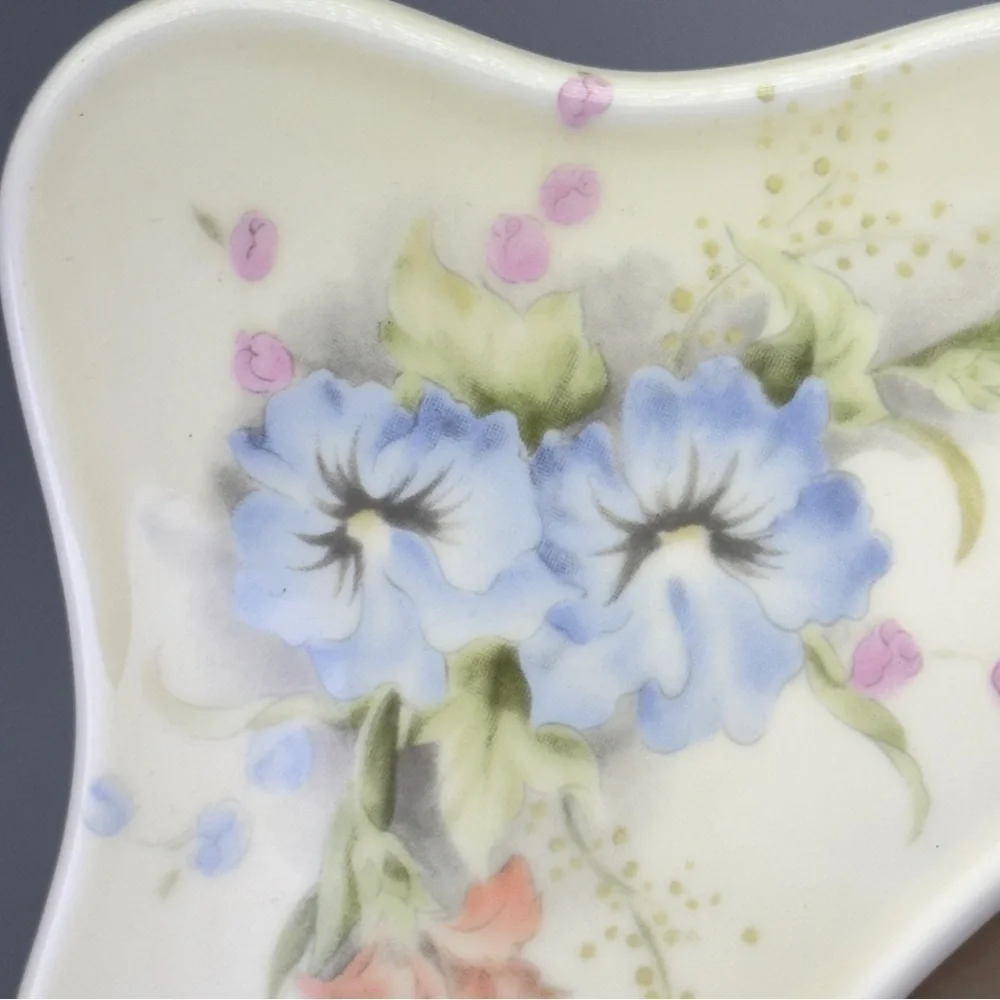 Vintage Cream and Blue Picture Frame with Floral Accents